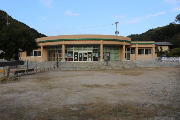 公民館瀬田分館全景
